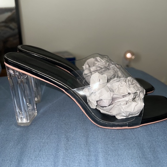 Clear strap chunky heels - Picture 7 of 8